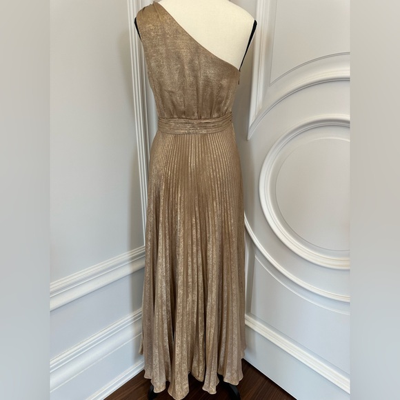 Ever New Elegant Gold Metallic One-Shoulder Cut Out Pleated Maxi Dress (Size 4) - Picture 14 of 15